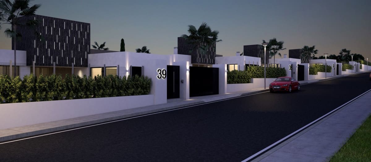 4 Zimmer Villa zu verkaufen in La Cala de Mijas mit Garage - 1.284.000 € (Ref: 9432072)