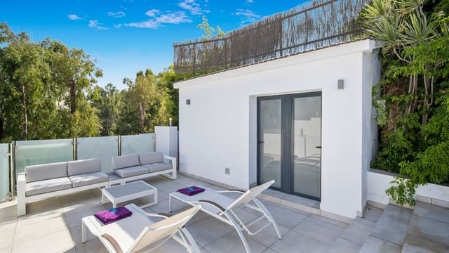 5 soveværelse Villa til salg i La Cala de Mijas, Mijas med garage - € 1.950.000 (Ref: 9432551)