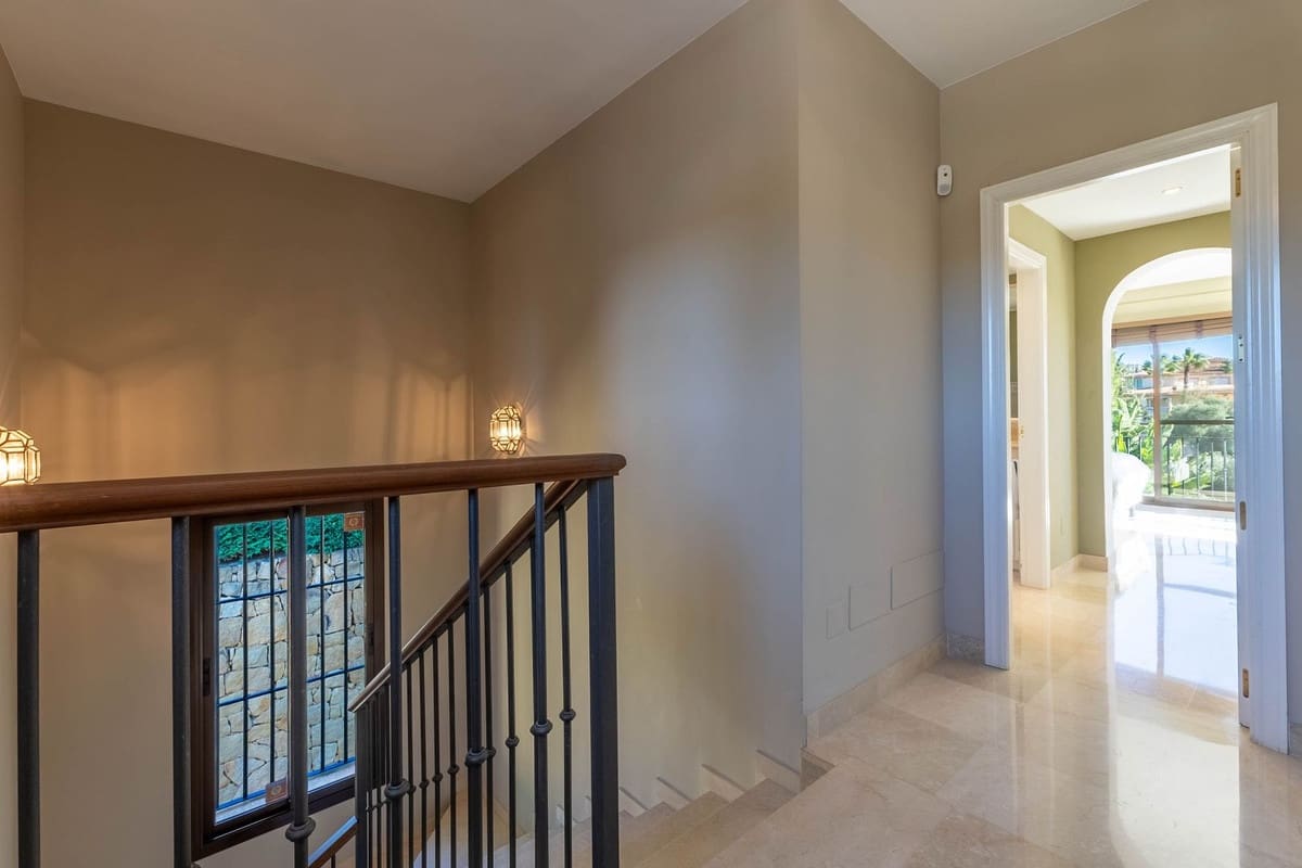 5 soveværelse Villa til salg i Mijas med garage - € 1.500.000 (Ref: 9432555)