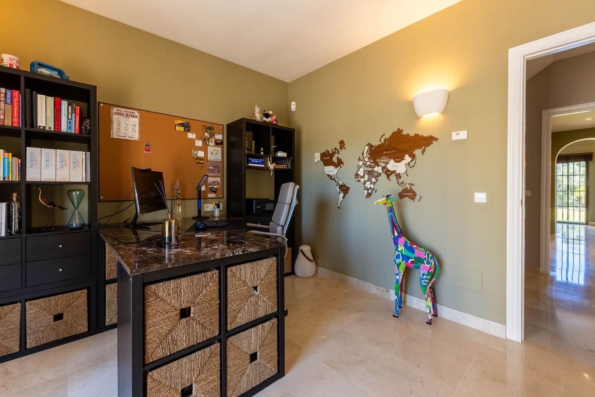 5 soveværelse Villa til salg i Mijas med garage - € 1.500.000 (Ref: 9432555)