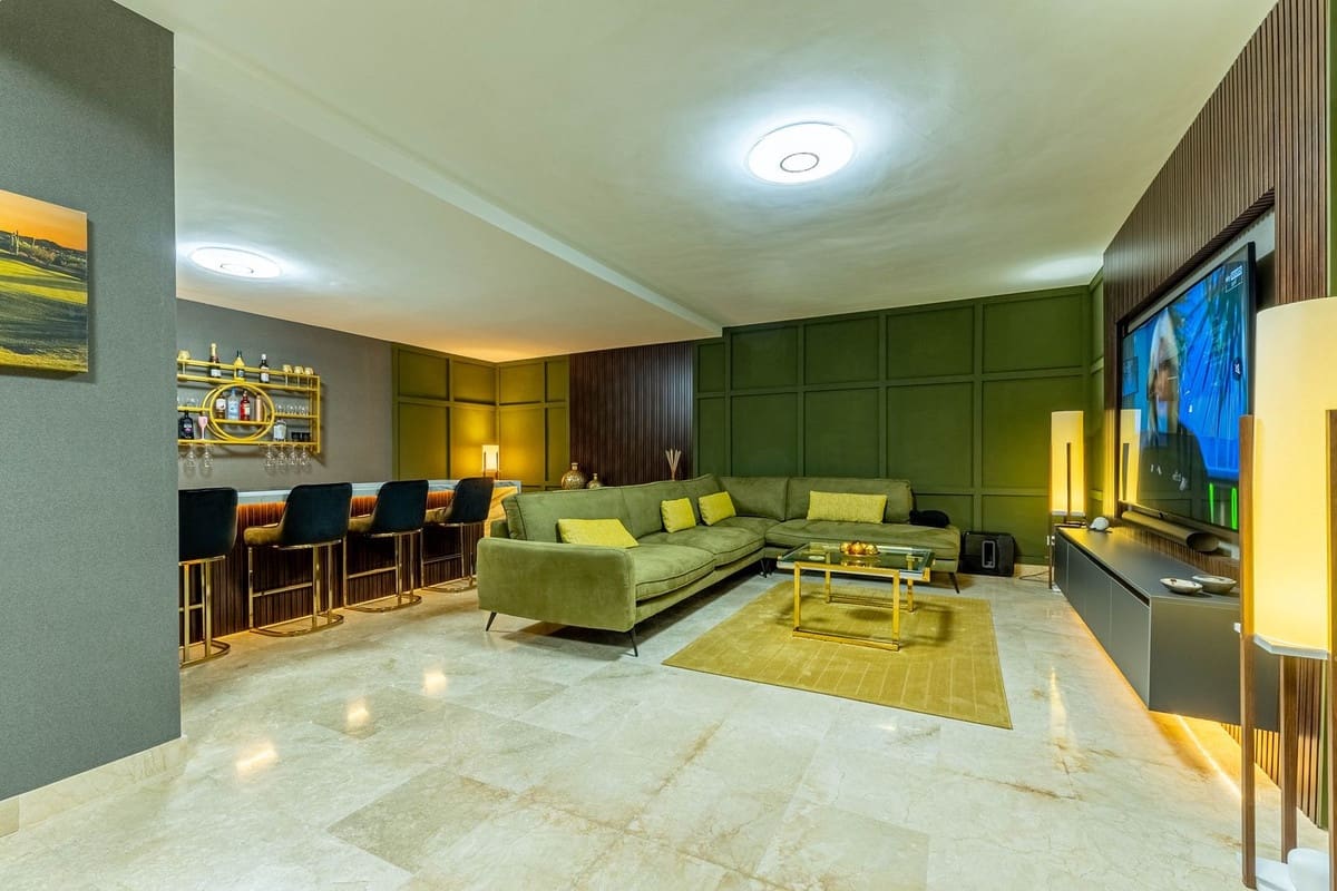 5 soveværelse Villa til salg i Mijas med garage - € 1.500.000 (Ref: 9432555)