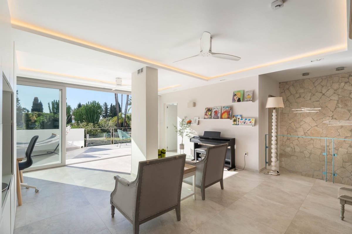 6 sypialnia Willa na sprzedaż w El Rosario - 2 595 000 € (Ref: 9432556)