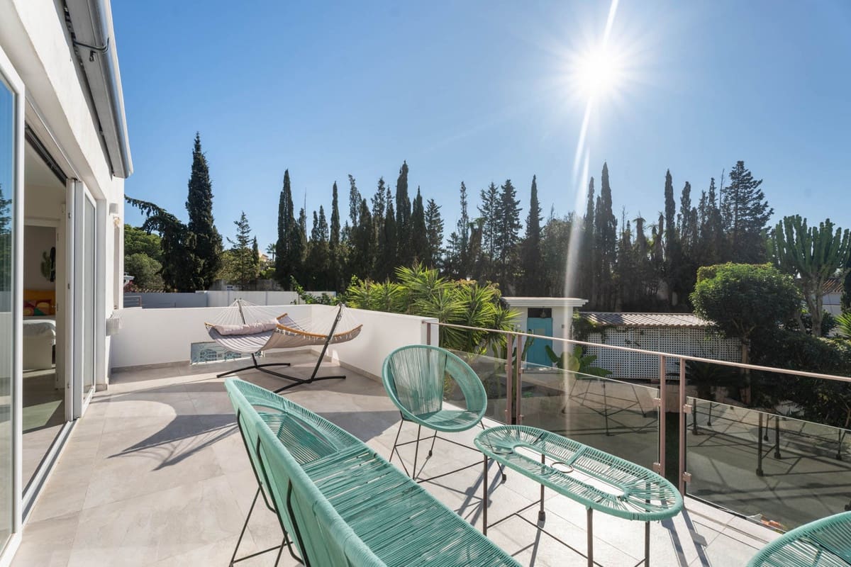 6 sypialnia Willa na sprzedaż w El Rosario - 2 380 000 € (Ref: 9432556)