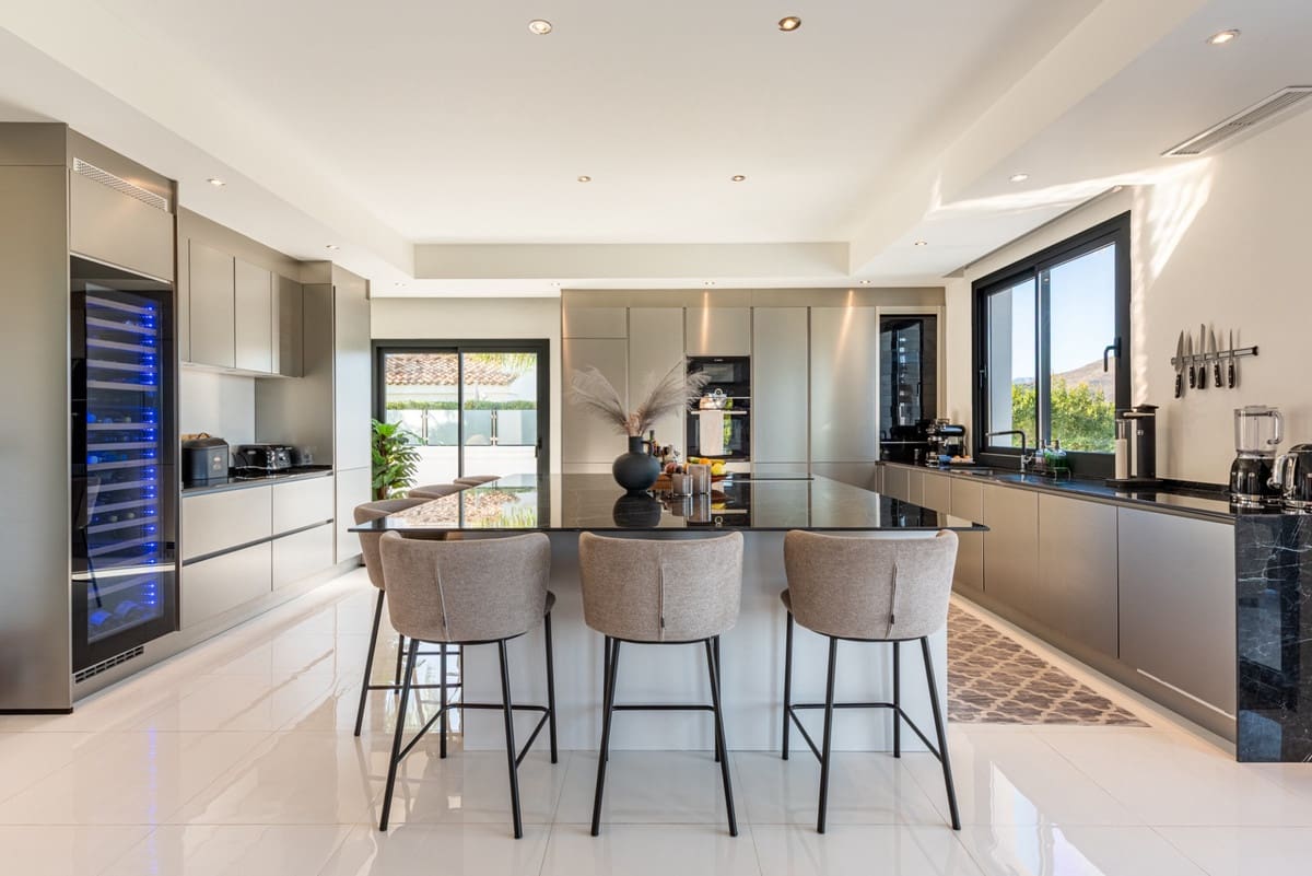 4 chambre Villa/Maison à vendre à La Cala Golf avec garage - 2 395 000 € (Ref: 9432558)