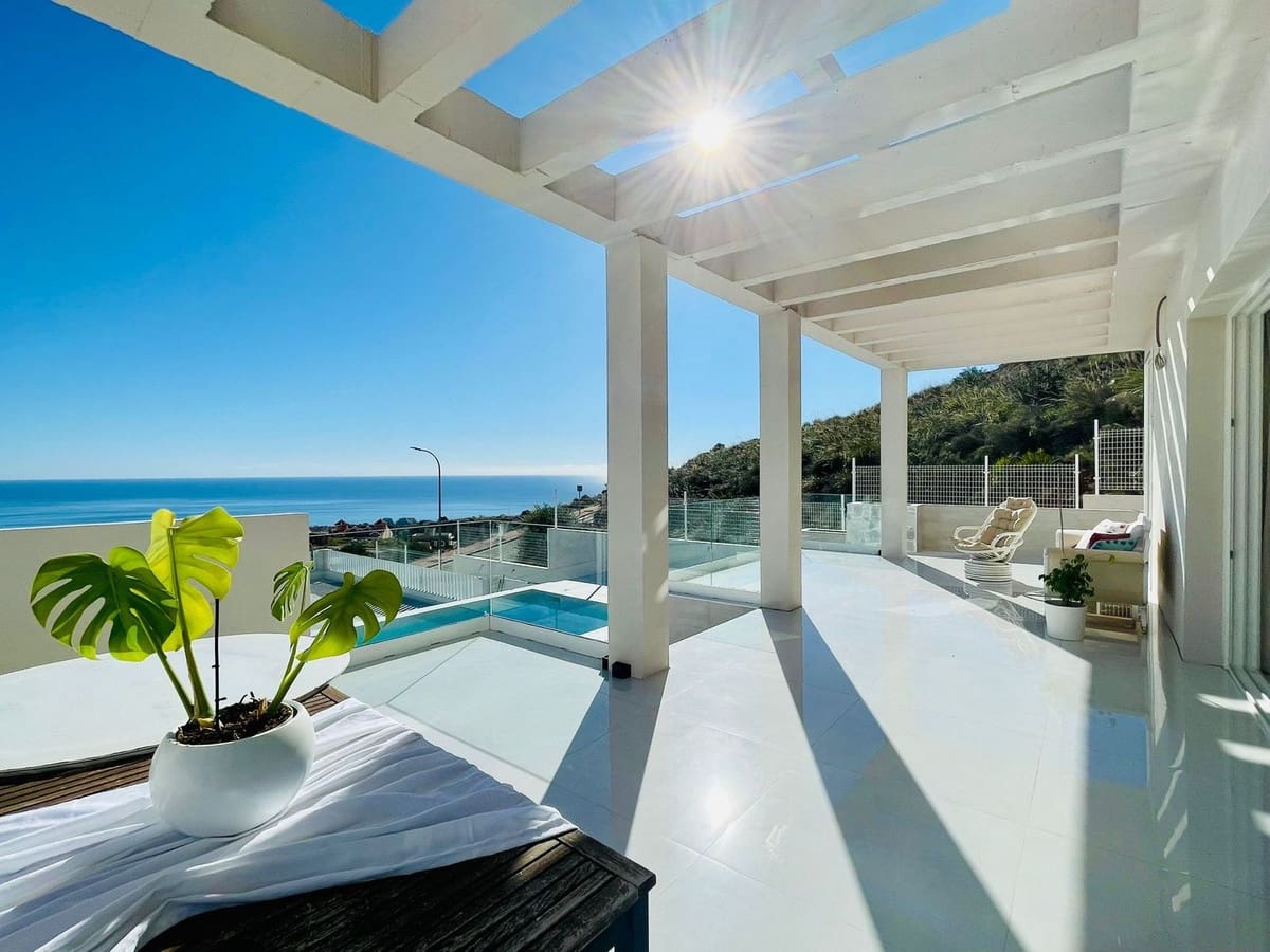 4 sypialnia Willa na sprzedaż w Benalmadena z garażem - 1 700 000 € (Ref: 9432560)