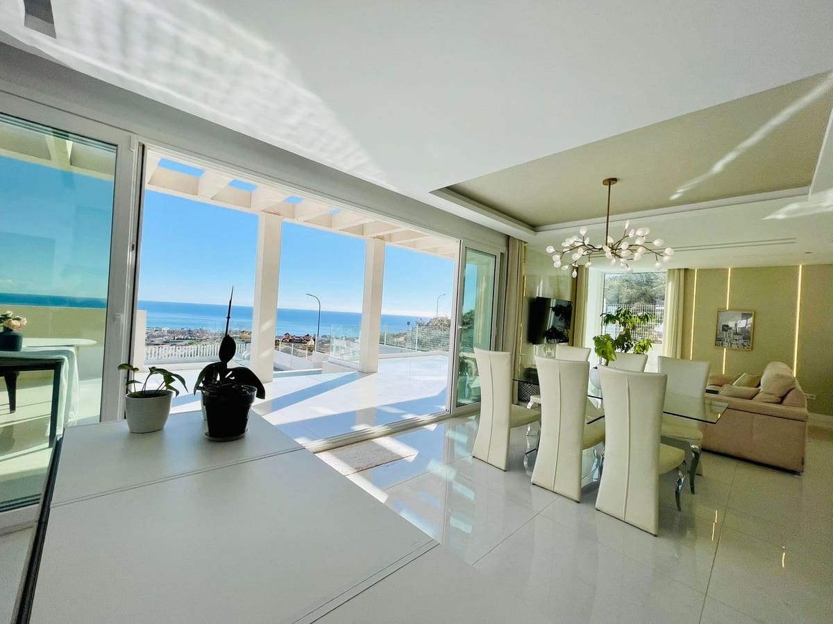 4 sypialnia Willa na sprzedaż w Benalmadena z garażem - 1 700 000 € (Ref: 9432560)