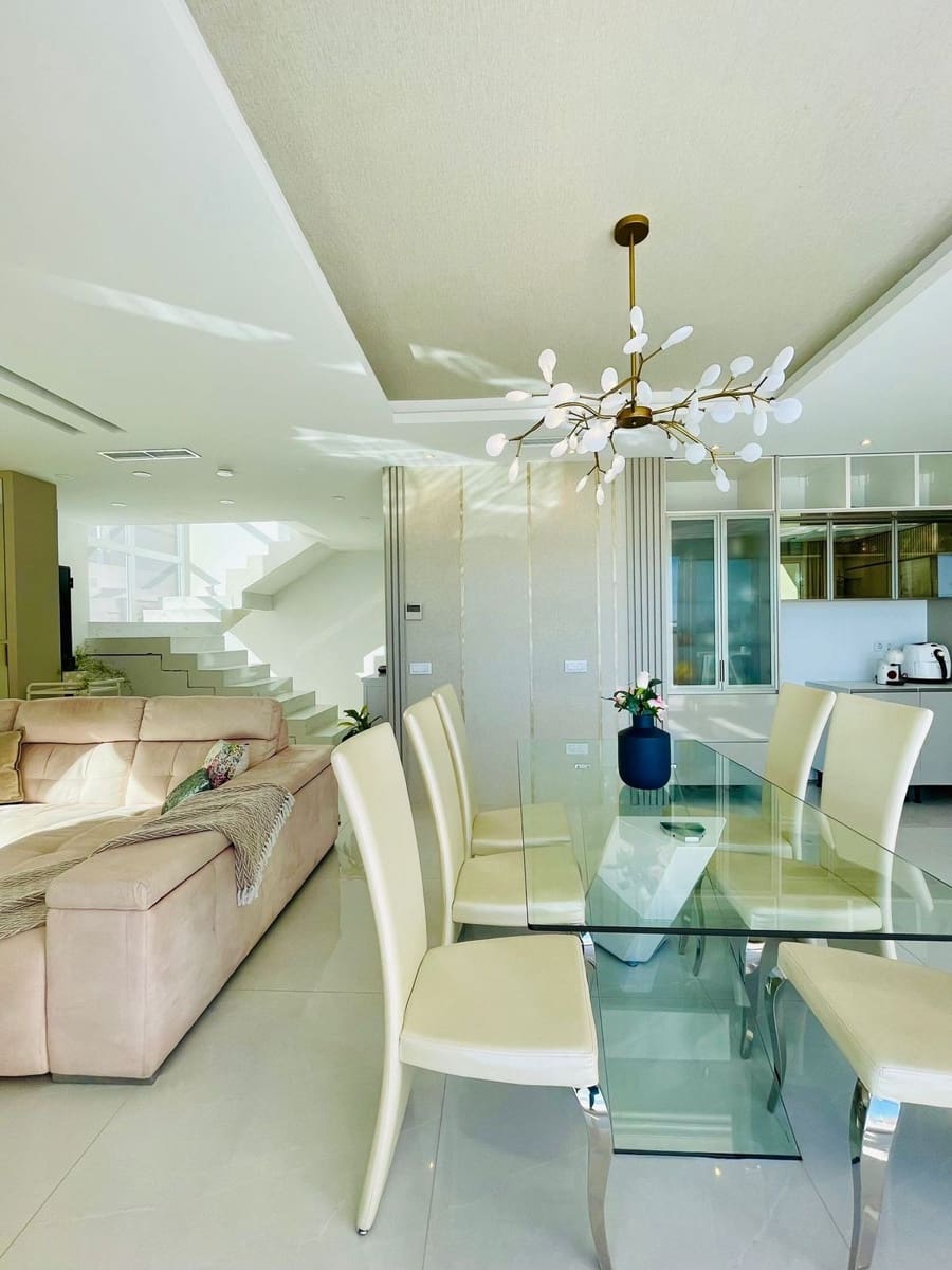 4 sypialnia Willa na sprzedaż w Benalmadena z garażem - 1 700 000 € (Ref: 9432560)