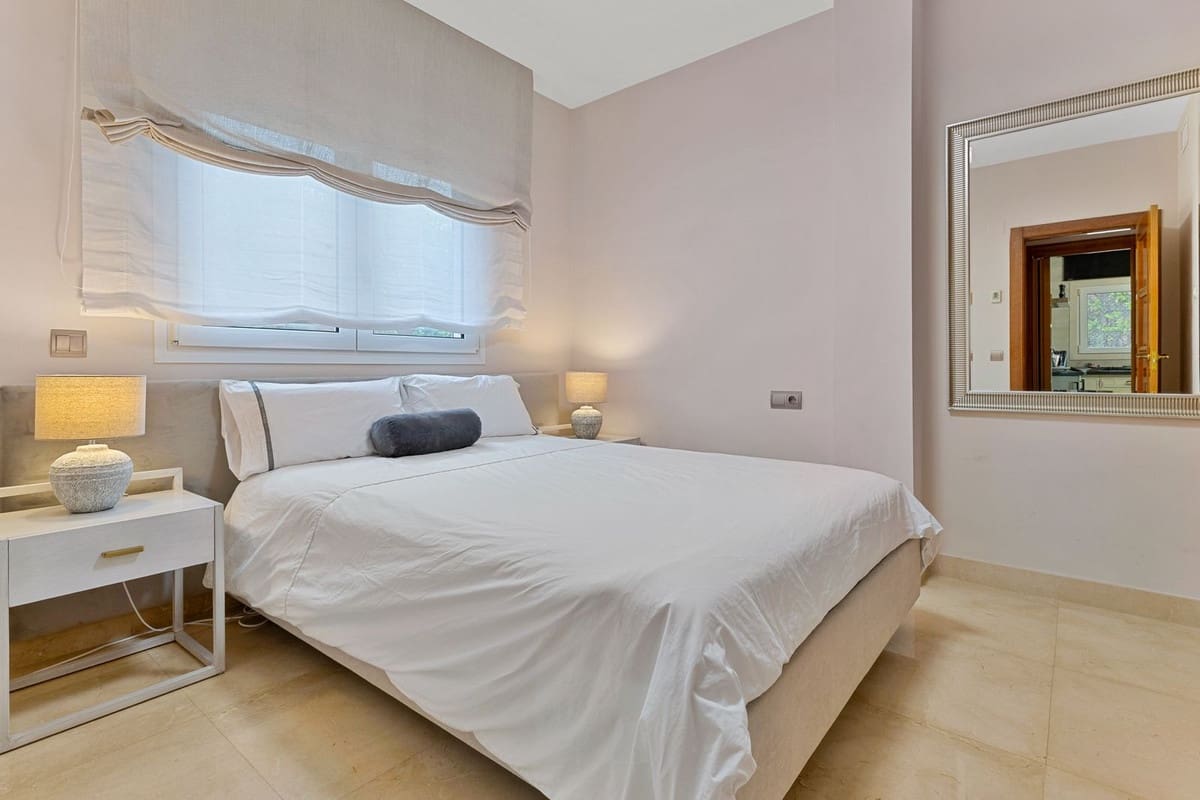 6 bedroom Villa for sale in Torrequebrada with garage - € 2,499,000 (Ref: 9432561)