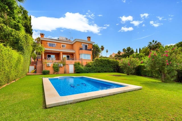 6 sovrum Villa till salu i Torrequebrada, Benalmádena med garage - 2 499 000 € (Ref: 9432561)
