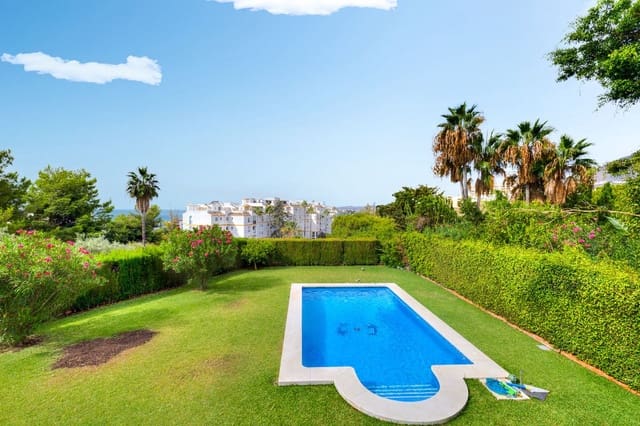 6 soveværelse Villa til salg i Torrequebrada, Benalmádena med garage - € 2.499.000 (Ref: 9432561)