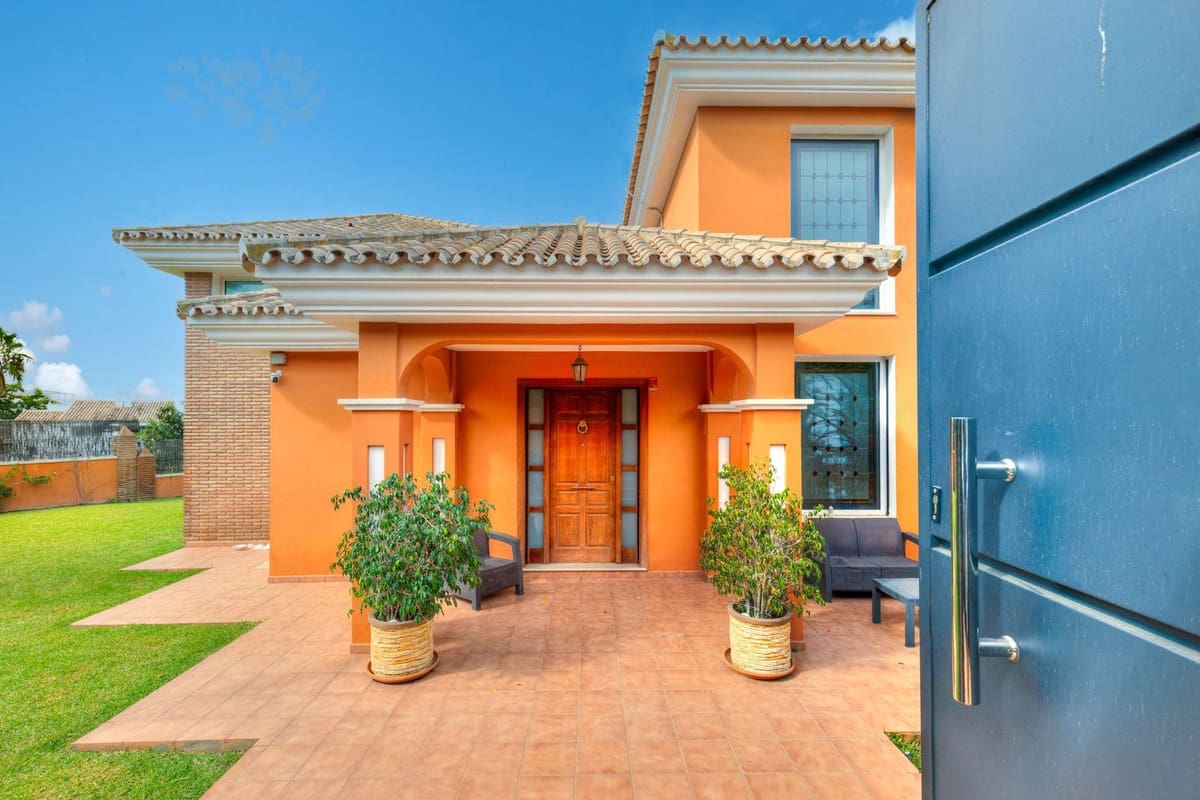 6 sypialnia Willa na sprzedaż w Torrequebrada z garażem - 2 499 000 € (Ref: 9432561)