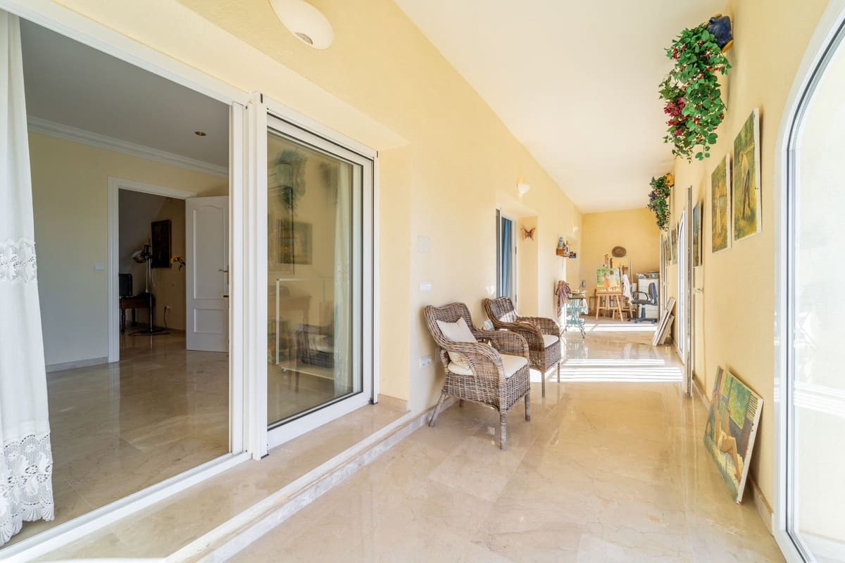 5 makuuhuone Huvila myytävänä paikassa Mijas mukana 
autotalli - 1 890 000 € (Ref: 9432562)