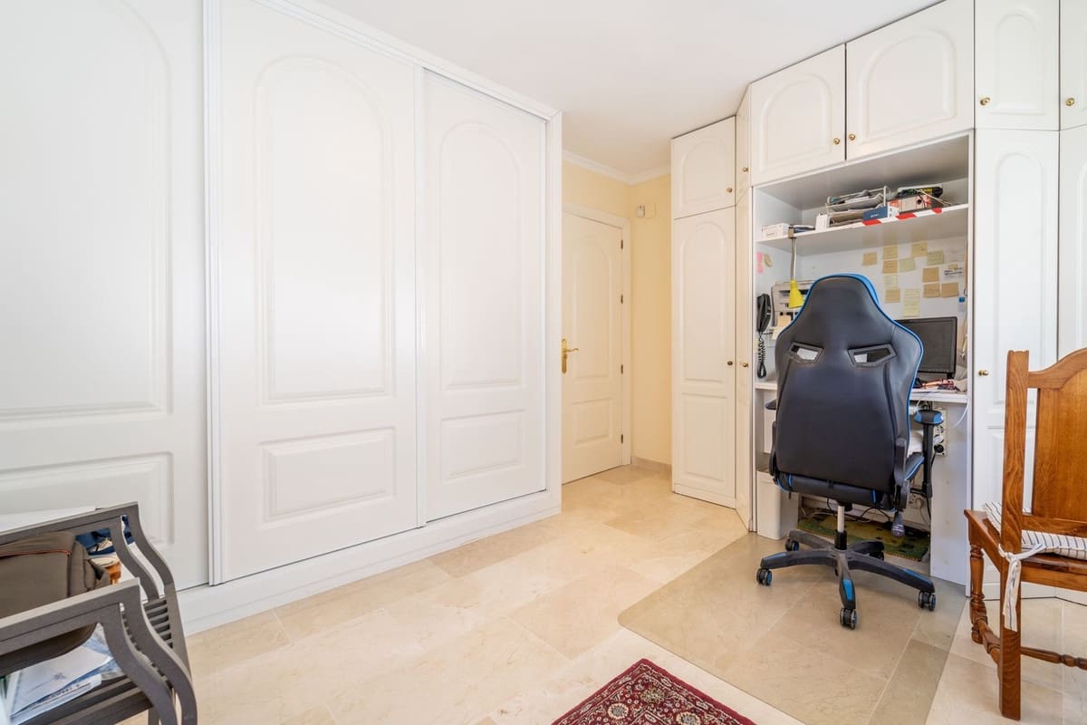 5 makuuhuone Huvila myytävänä paikassa Mijas mukana 
autotalli - 1 890 000 € (Ref: 9432562)