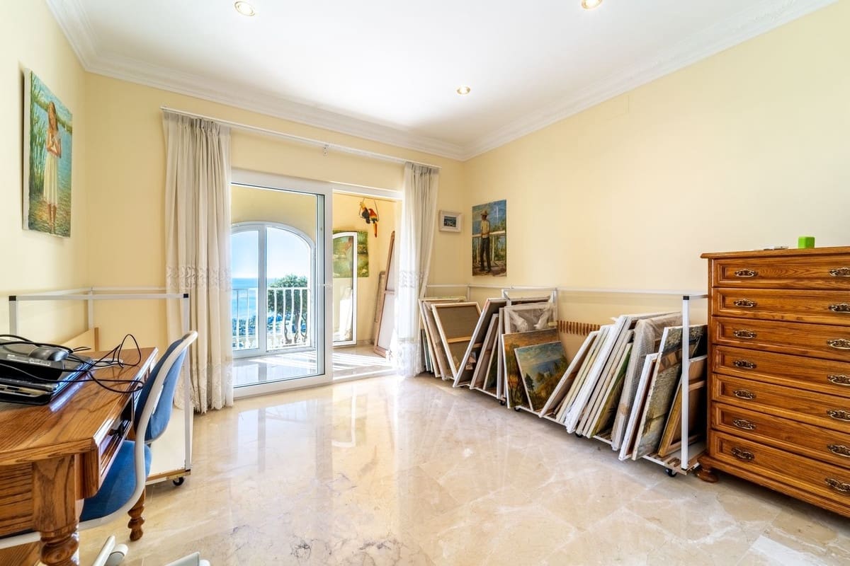 5 makuuhuone Huvila myytävänä paikassa Mijas mukana 
autotalli - 1 890 000 € (Ref: 9432562)