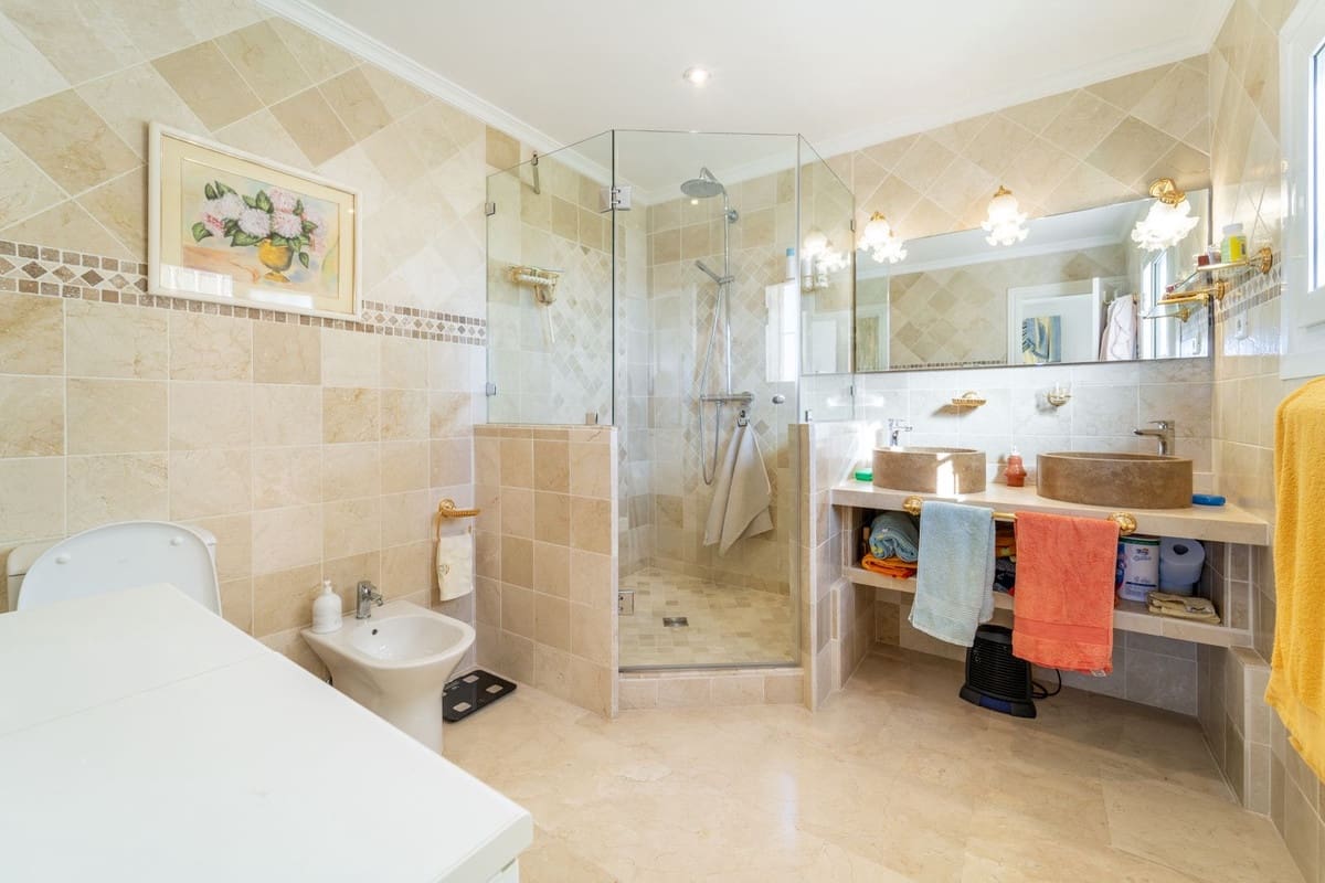 5 makuuhuone Huvila myytävänä paikassa Mijas mukana 
autotalli - 1 890 000 € (Ref: 9432562)