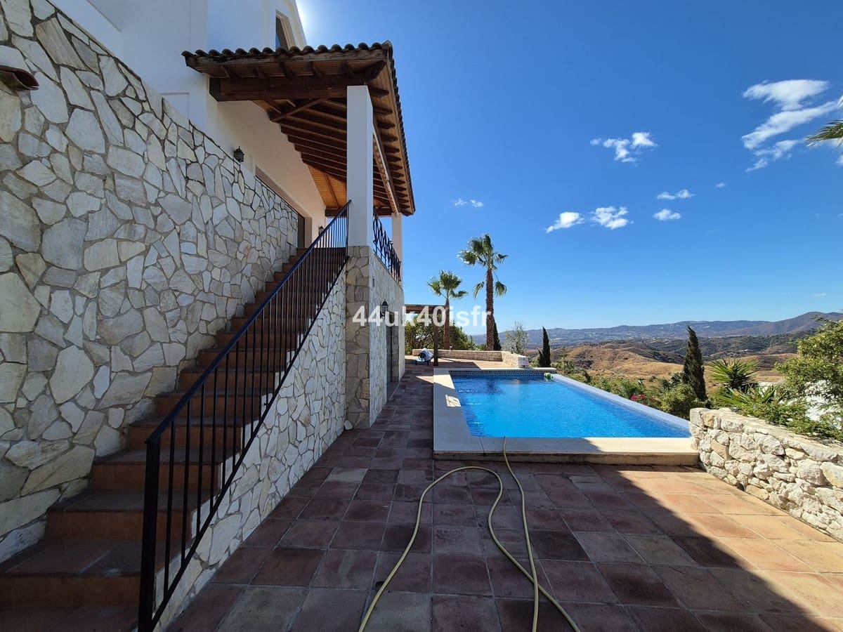 4 soverom Villa til salgs i Valtocado - € 1 450 000 (Ref: 9432563)