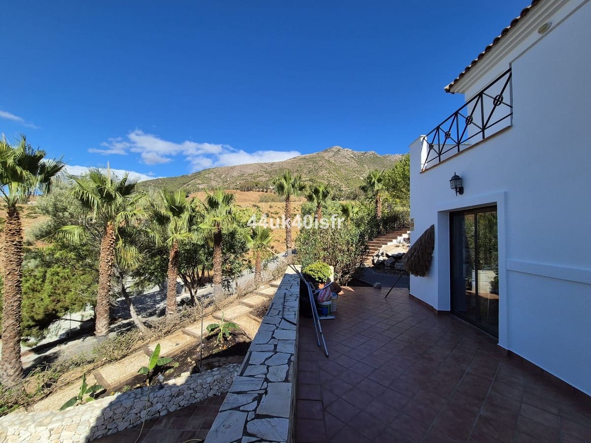 4 soverom Villa til salgs i Valtocado - € 1 450 000 (Ref: 9432563)