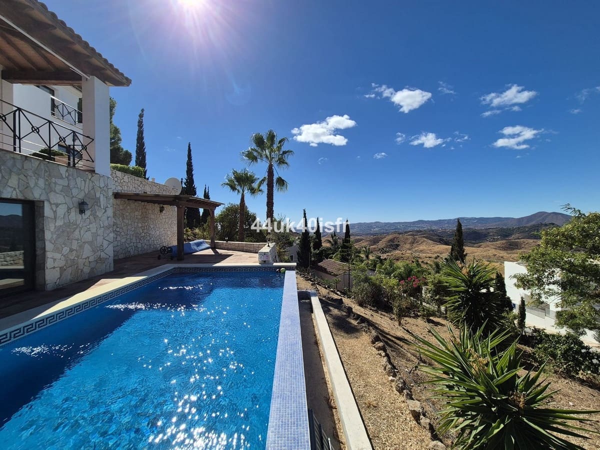 4 soverom Villa til salgs i Valtocado - € 1 450 000 (Ref: 9432563)