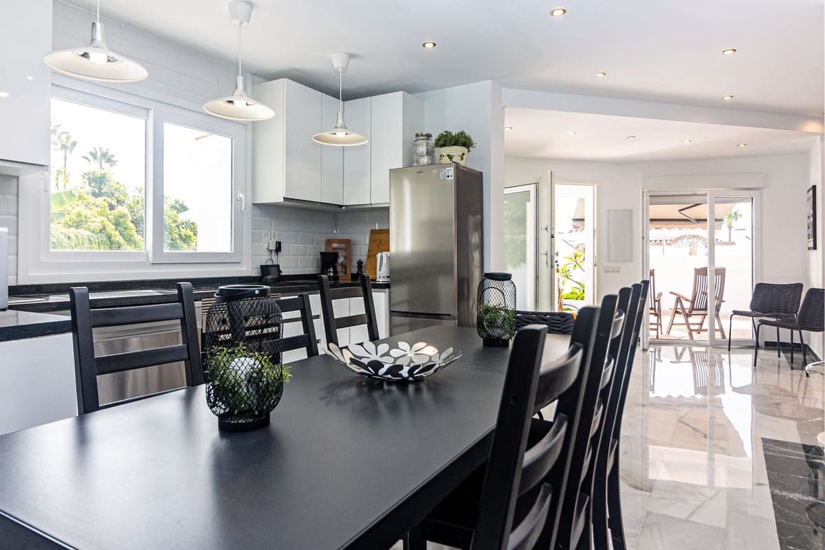 5 camera da letto Villa in vendita in Benalmadena Costa - 1.277.000 € (Rif: 9432564)