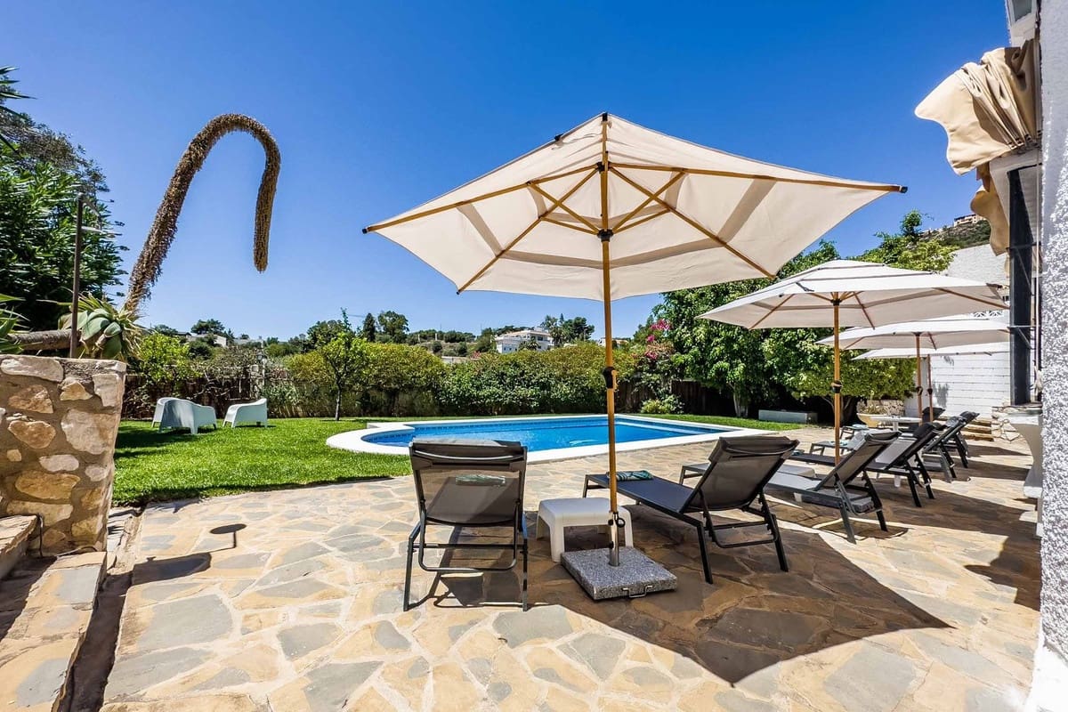 4 sypialnia Willa na sprzedaż w Benalmadena - 995 000 € (Ref: 9432565)