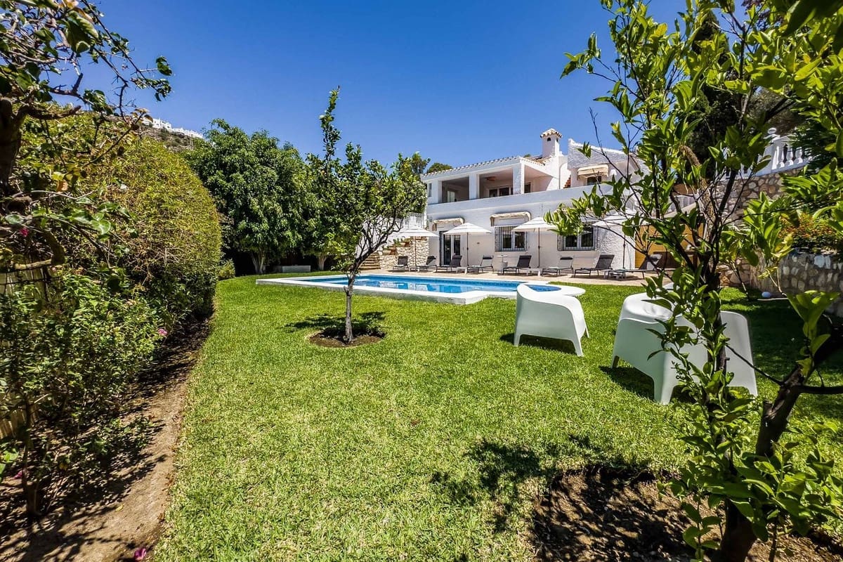 4 sypialnia Willa na sprzedaż w Benalmadena - 995 000 € (Ref: 9432565)