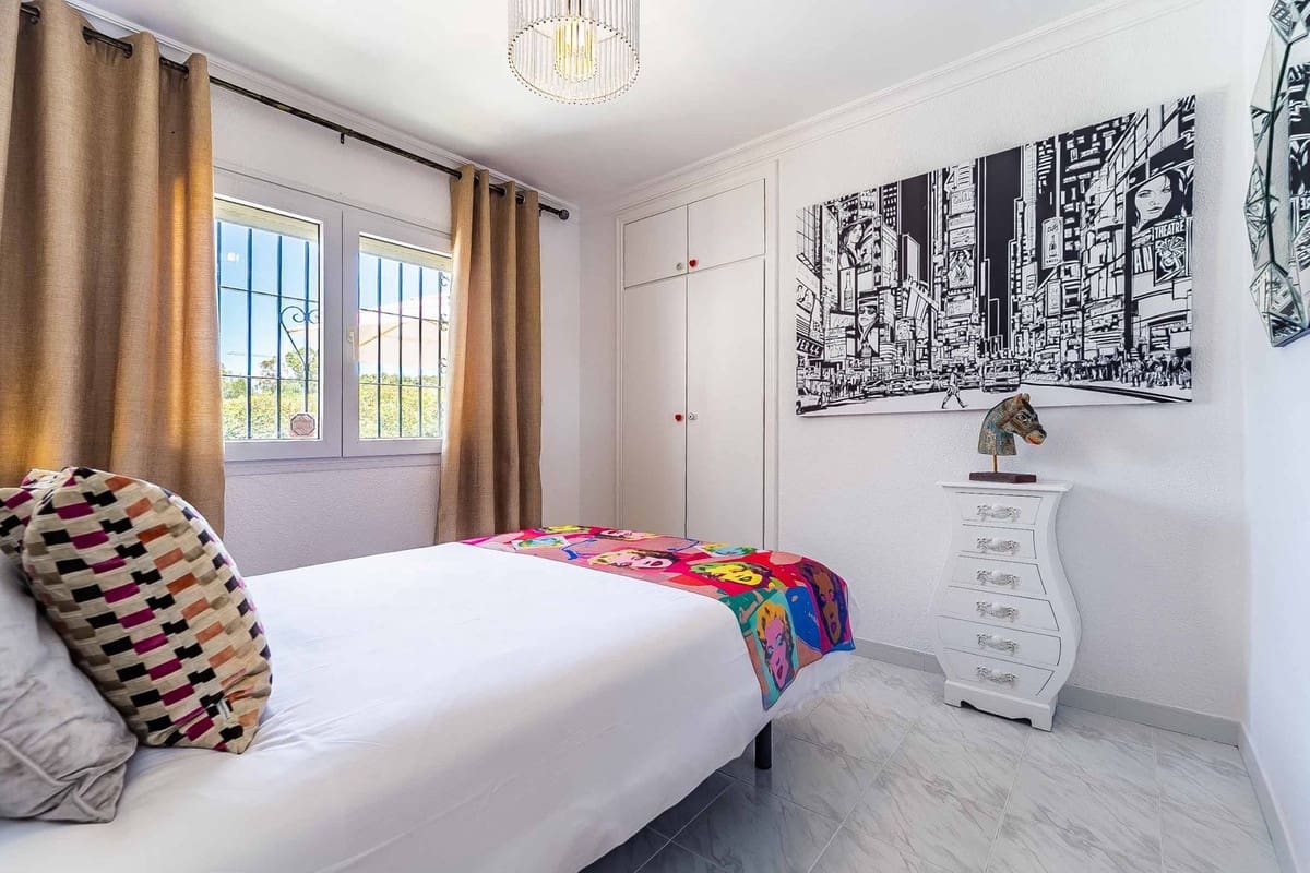 4 sypialnia Willa na sprzedaż w Benalmadena - 995 000 € (Ref: 9432565)