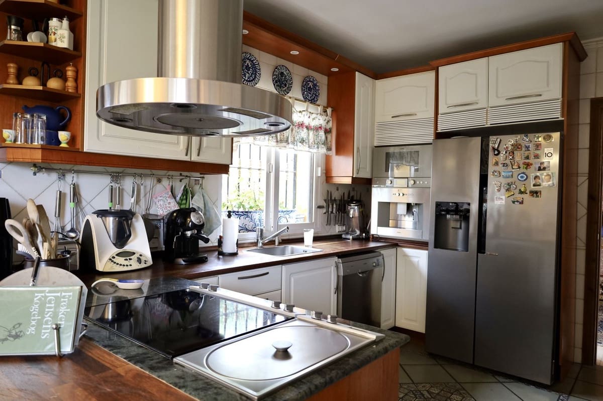 4 sovrum Villa till salu i Torremuelle med garage - 1 340 000 € (Ref: 9432566)