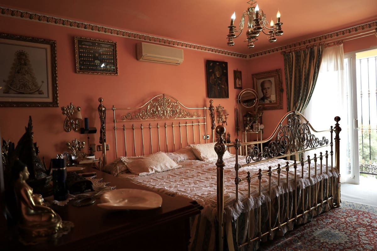 4 sovrum Villa till salu i Torremuelle med garage - 1 340 000 € (Ref: 9432566)