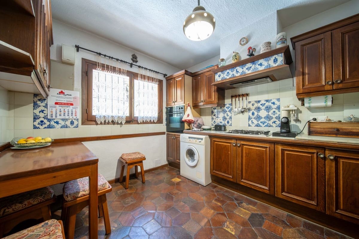Chalet de 3 habitaciones en Fuengirola en venta - 1.250.000 € (Ref: 9432568)