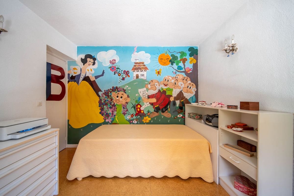 Chalet de 3 habitaciones en Fuengirola en venta - 1.250.000 € (Ref: 9432568)