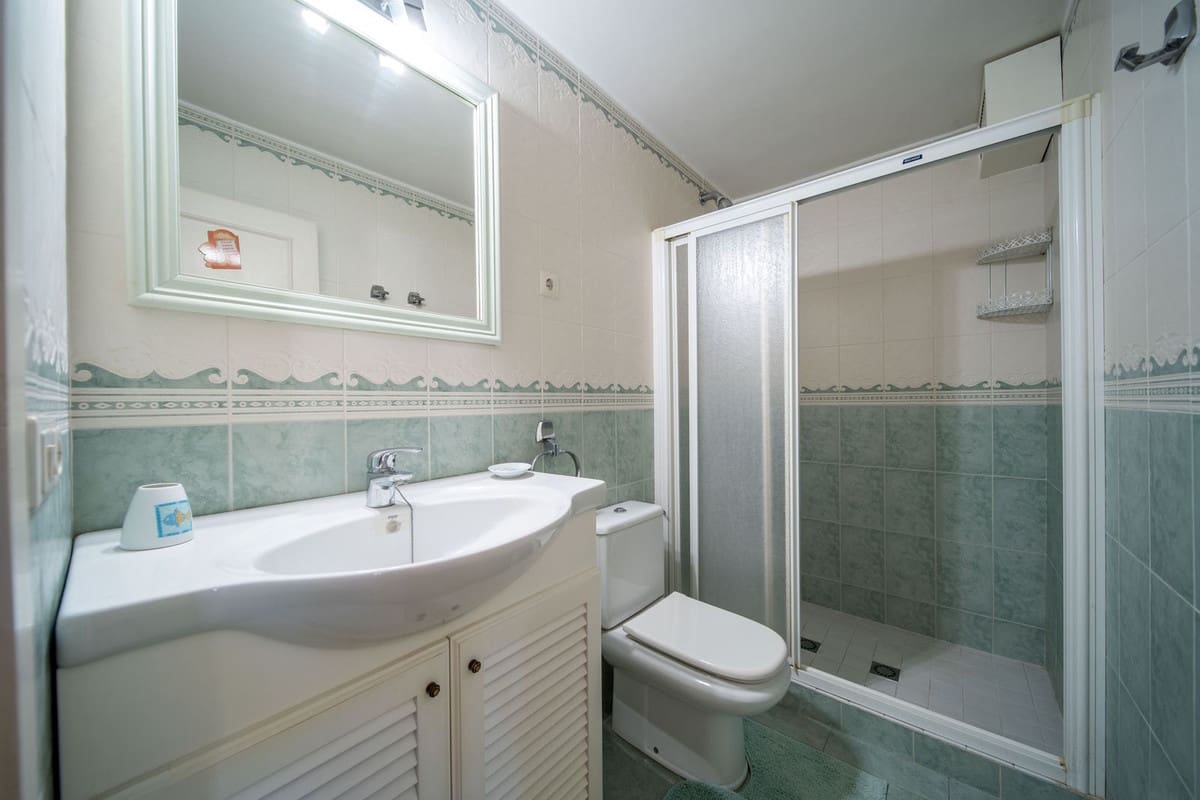Chalet de 3 habitaciones en Fuengirola en venta - 1.250.000 € (Ref: 9432568)