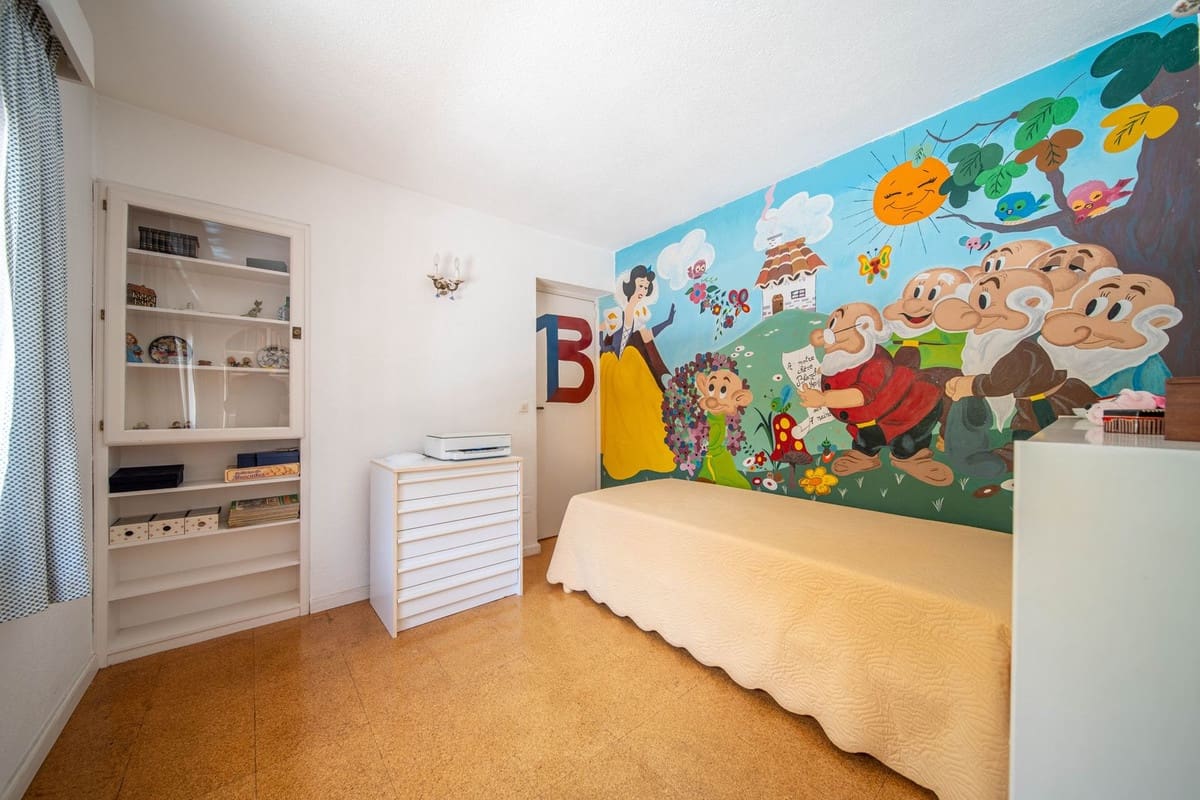 Chalet de 3 habitaciones en Fuengirola en venta - 1.250.000 € (Ref: 9432568)