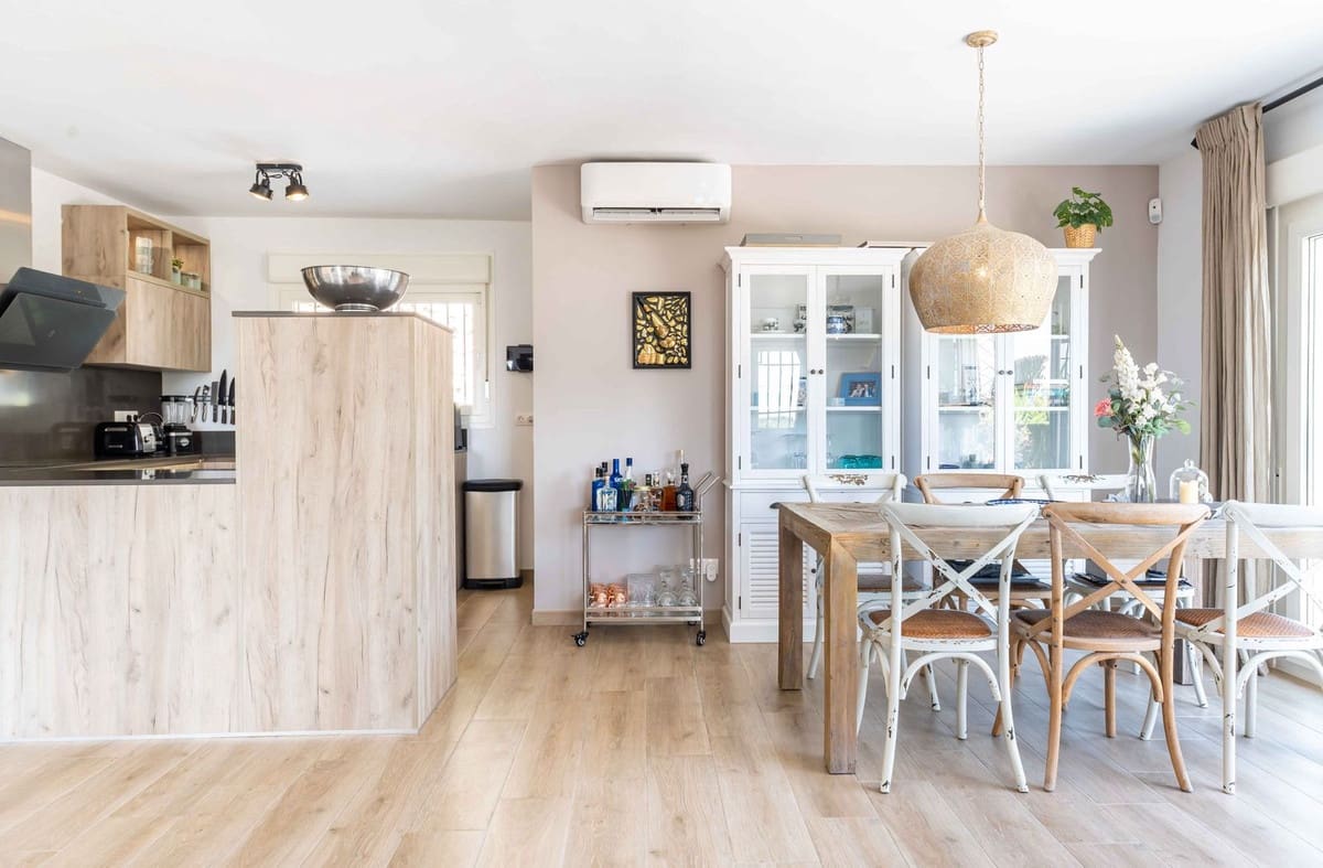 3 slaapkamer Villa te koop in Fuengirola met garage - € 1.245.000 (Ref: 9432569)