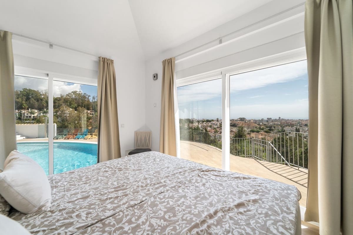 4 soverom Villa til salgs i La Sierrezuela med garasje - € 1 795 000 (Ref: 9432570)