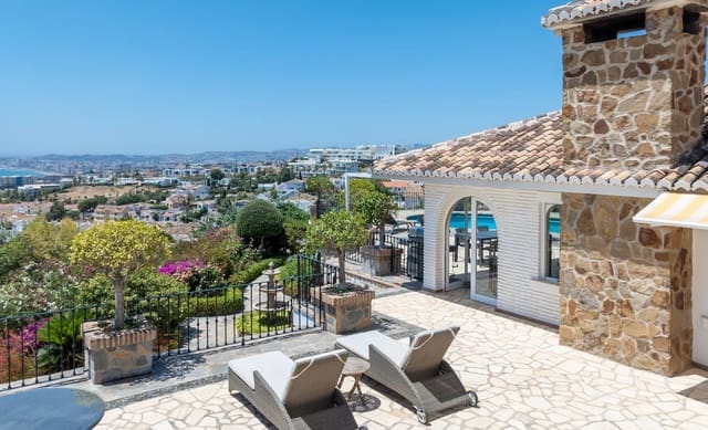 Chalet de 4 habitaciones en La Capellania, Benalmádena en venta con garaje - 2.695.000 € (Ref: 9432571)