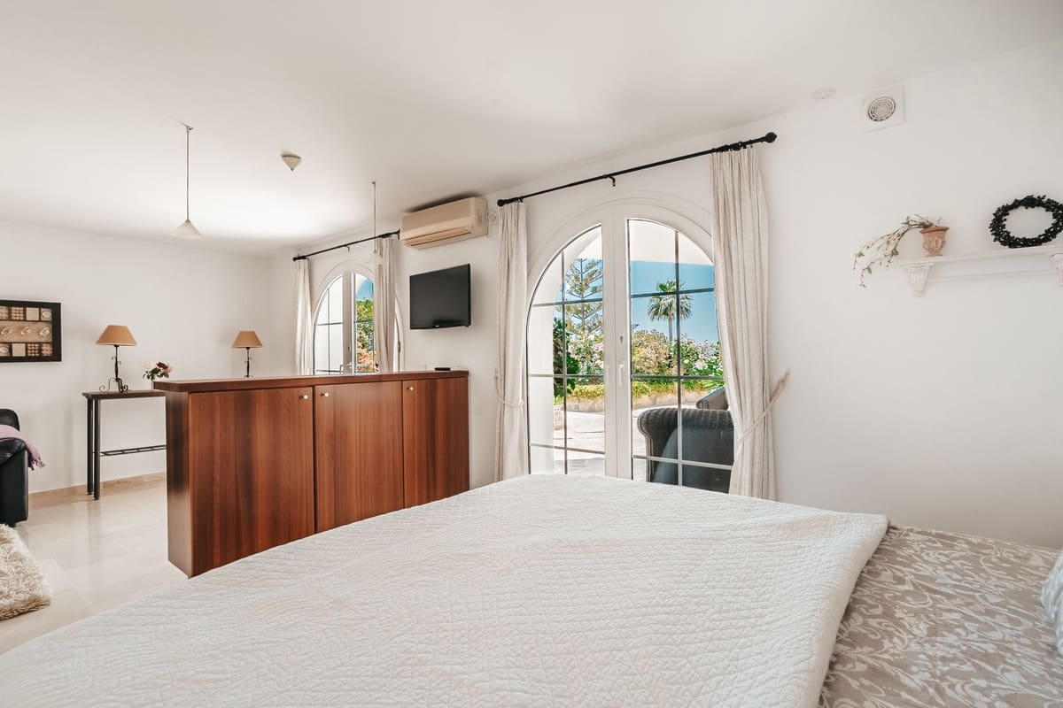 4 quarto Moradia para venda em La Capellania com garagem - 2 695 000 € (Ref: 9432571)