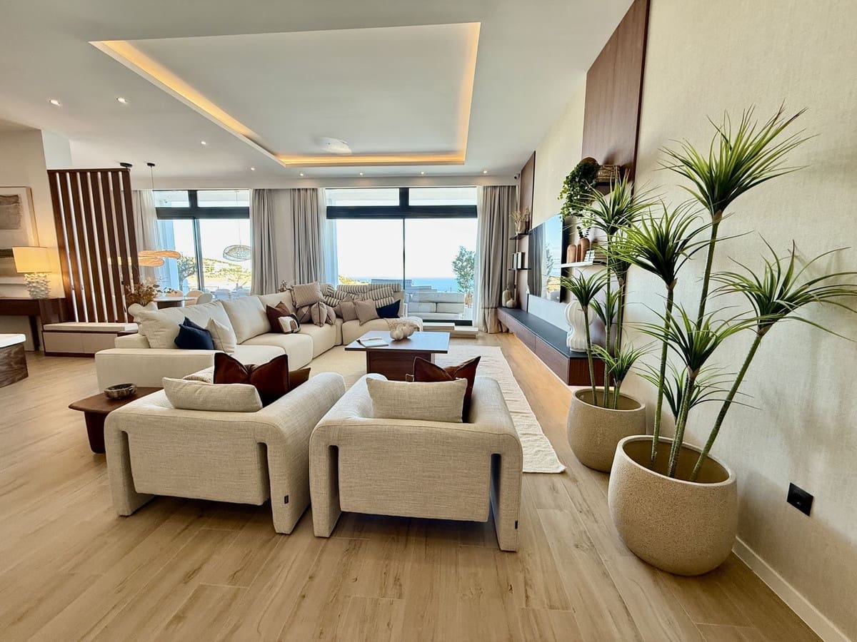 4 sypialnia Willa na sprzedaż w Benalmadena z garażem - 1 695 000 € (Ref: 9432573)