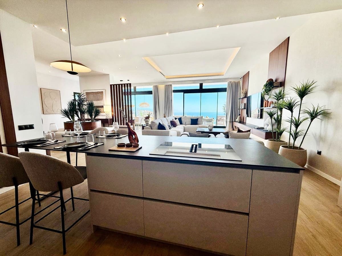 4 sypialnia Willa na sprzedaż w Benalmadena z garażem - 1 695 000 € (Ref: 9432573)