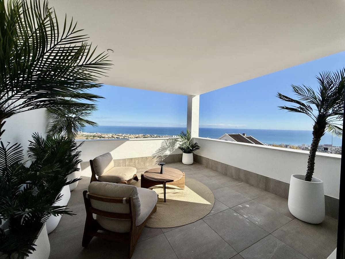 4 sypialnia Willa na sprzedaż w Benalmadena z garażem - 1 695 000 € (Ref: 9432573)