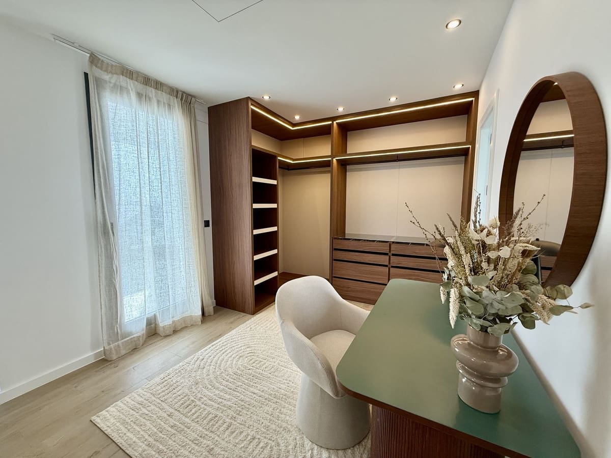 4 sypialnia Willa na sprzedaż w Benalmadena z garażem - 1 695 000 € (Ref: 9432573)