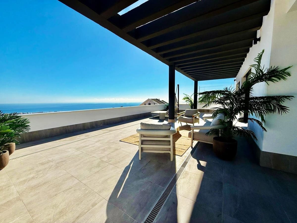 4 sypialnia Willa na sprzedaż w Benalmadena z garażem - 1 695 000 € (Ref: 9432573)