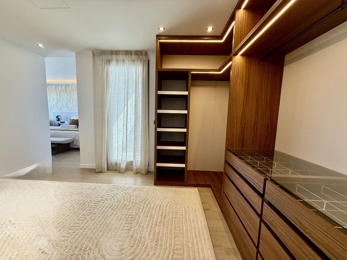 4 sypialnia Willa na sprzedaż w Benalmadena z garażem - 1 695 000 € (Ref: 9432573)