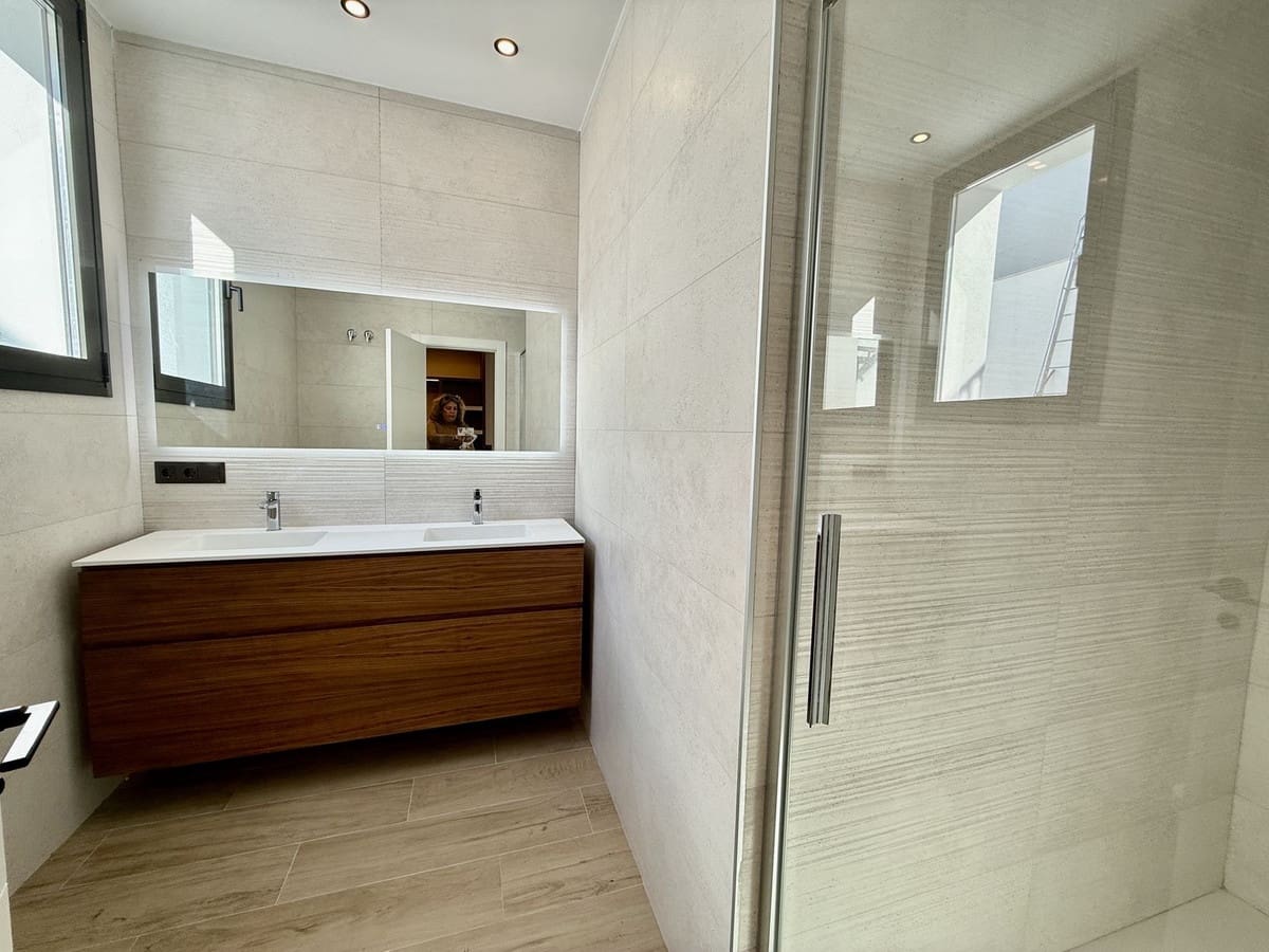 4 sypialnia Willa na sprzedaż w Benalmadena z garażem - 1 695 000 € (Ref: 9432573)