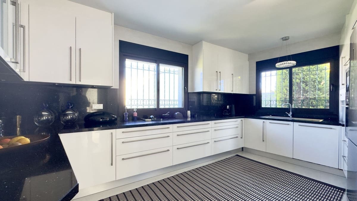 Chalet de 5 habitaciones en Torremuelle en venta con garaje - 3.200.000 € (Ref: 9432574)