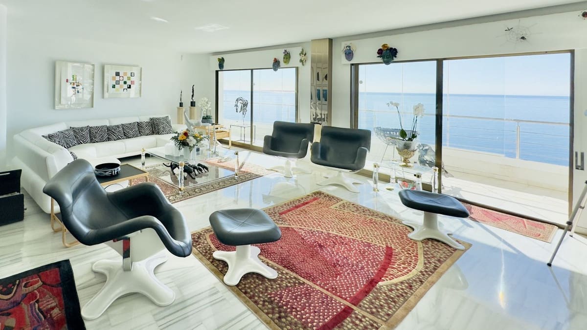 5 bedroom Villa for sale in Torremuelle with garage - € 2,900,000 (Ref: 9432574)