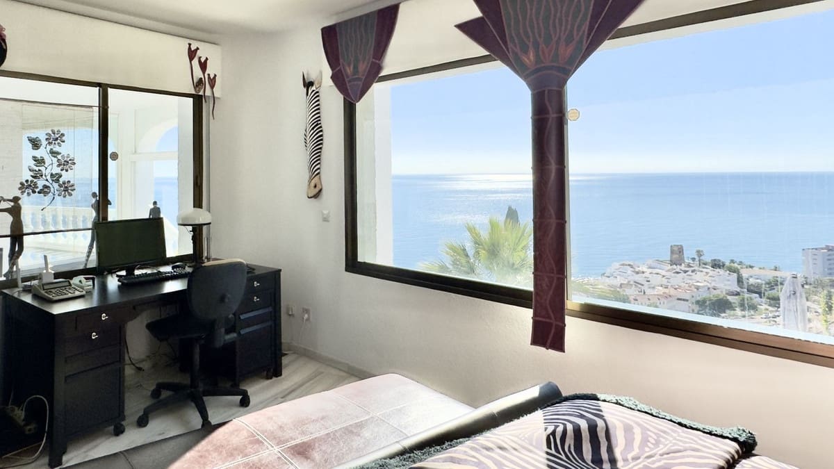 5 bedroom Villa for sale in Torremuelle with garage - € 2,900,000 (Ref: 9432574)