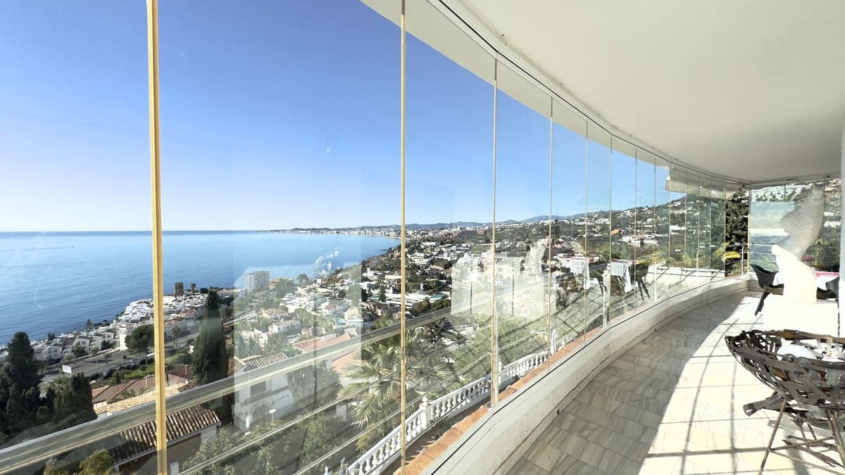 5 bedroom Villa for sale in Torremuelle with garage - € 2,900,000 (Ref: 9432574)