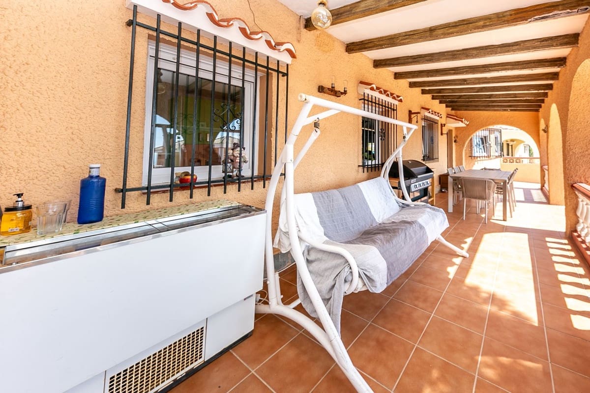 4 sypialnia Willa na sprzedaż w Benalmadena z garażem - 825 000 € (Ref: 9432576)