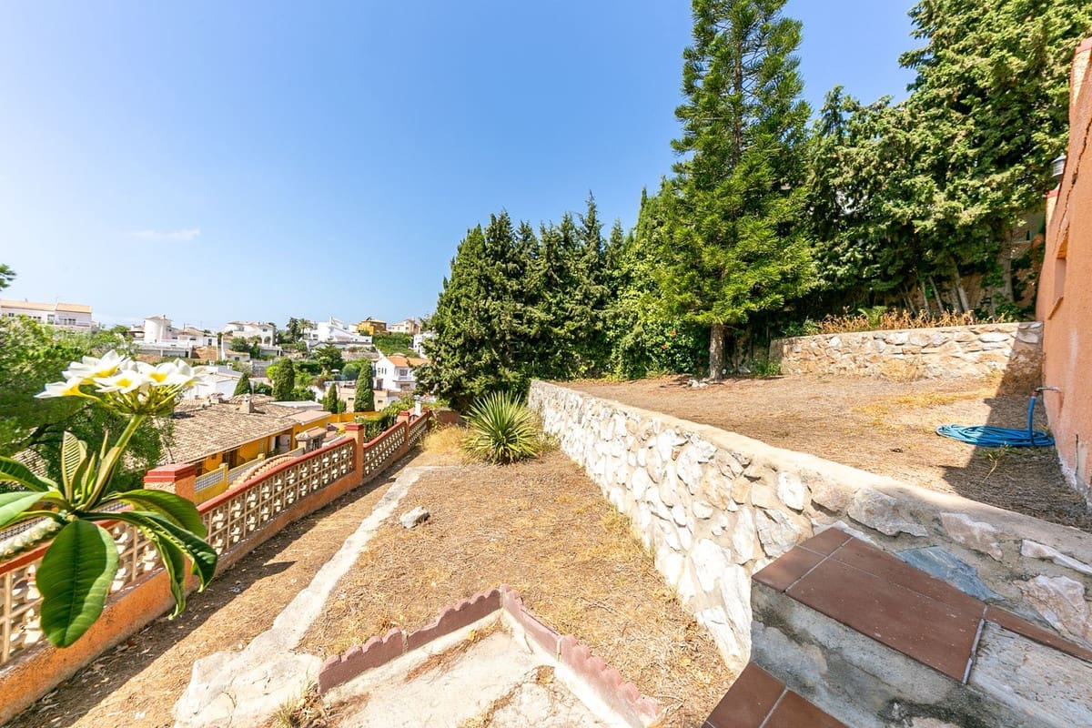 4 sypialnia Willa na sprzedaż w Benalmadena z garażem - 825 000 € (Ref: 9432576)