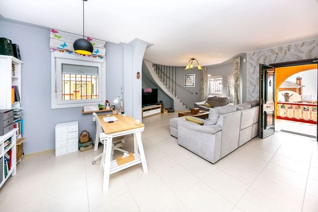 4 sypialnia Willa na sprzedaż w Benalmádena z garażem - 825 000 € (Ref: 9432576)